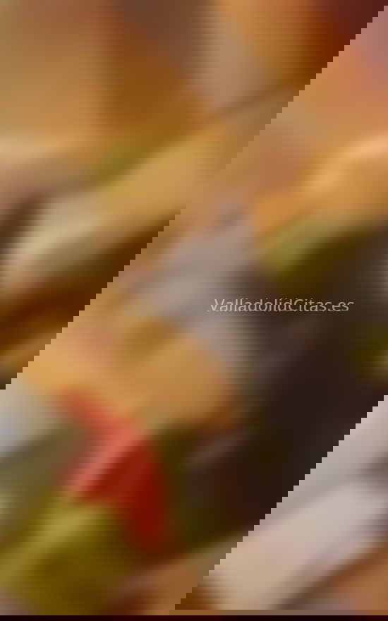 Diana, rubia con ganas de hacer planes. 662336275. Citas en VALLADOLID, VALLADOLID. www.valladolidcitas.es.
