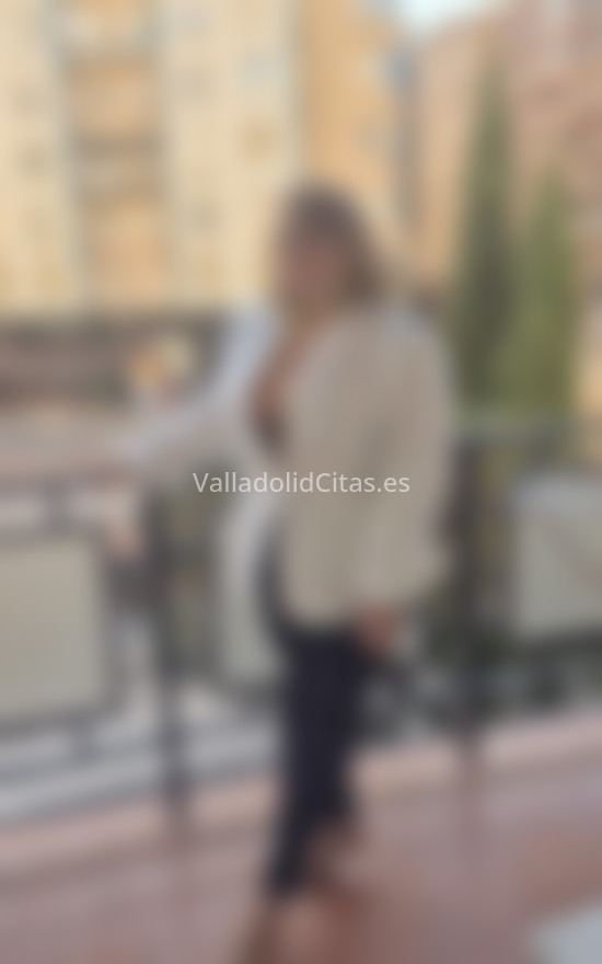 Rocio, mujer latina curvy. 747455988. Citas en VALLADOLID, VALLADOLID. www.valladolidcitas.es.
