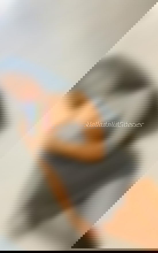 Carolina, joven delgadita y divertida . 604370952. Citas en VALLADOLID, VALLADOLID. www.valladolidcitas.es.