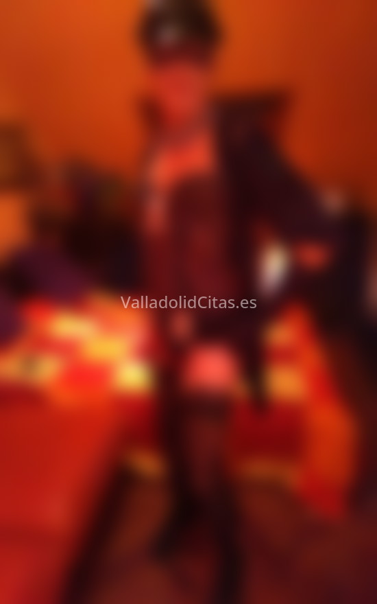 Travesti española Esmeralda. 608167103. Citas en VALLADOLID, VALLADOLID. www.valladolidcitas.es.