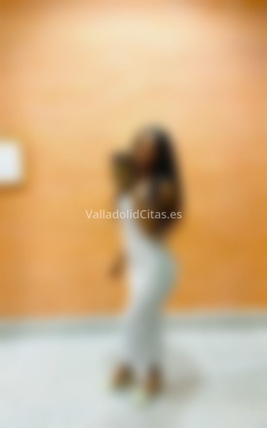 Morena acompañante linda y encantadora  . 635110826. Citas en VALLADOLID, VALLADOLID. www.valladolidcitas.es.