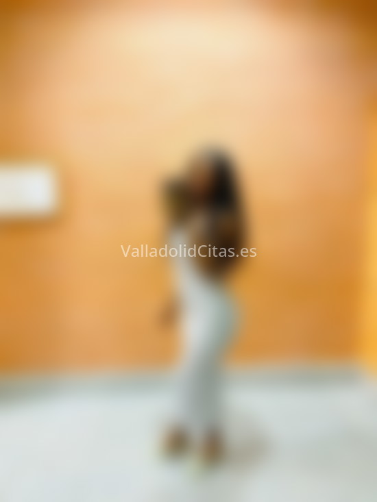 Morena acompañante linda y encantadora  . 635110826. Citas en VALLADOLID, VALLADOLID. www.valladolidcitas.es.