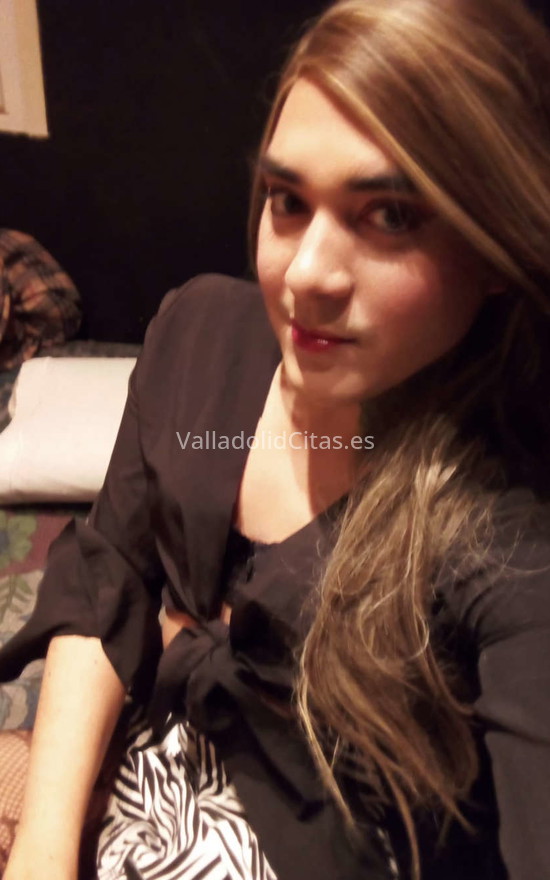 Natasha, trans colombiana de 21 años. 673187429. Citas en VALLADOLID, VALLADOLID. www.valladolidcitas.es.