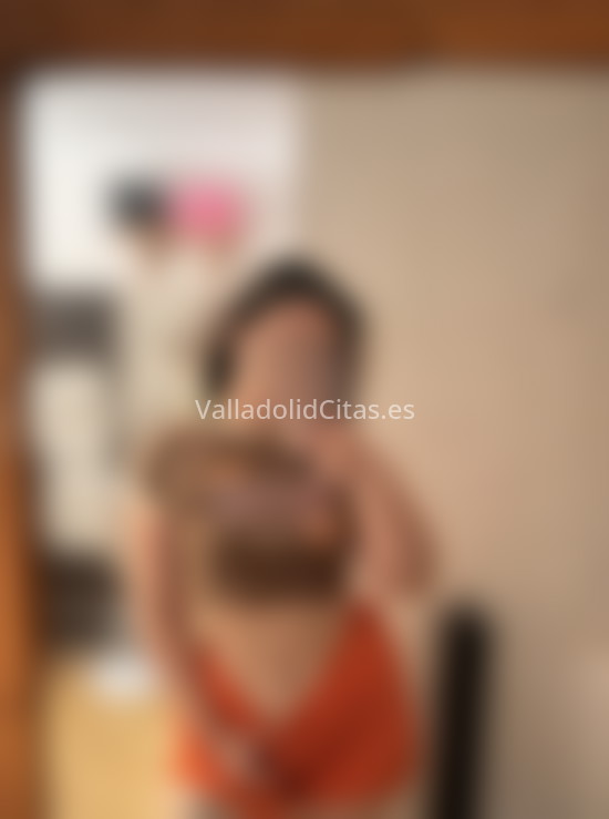 Carlota, española de 25 años. 672899162. Citas en VALLADOLID, VALLADOLID. www.valladolidcitas.es.