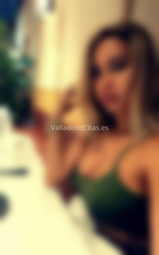 Carolina. 682309201. Citas en VALLADOLID, VALLADOLID. www.valladolidcitas.es.