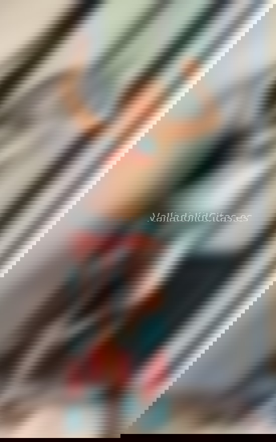 Giulia, elegante latina. 695317062. Citas en VALLADOLID, VALLADOLID. www.valladolidcitas.es.