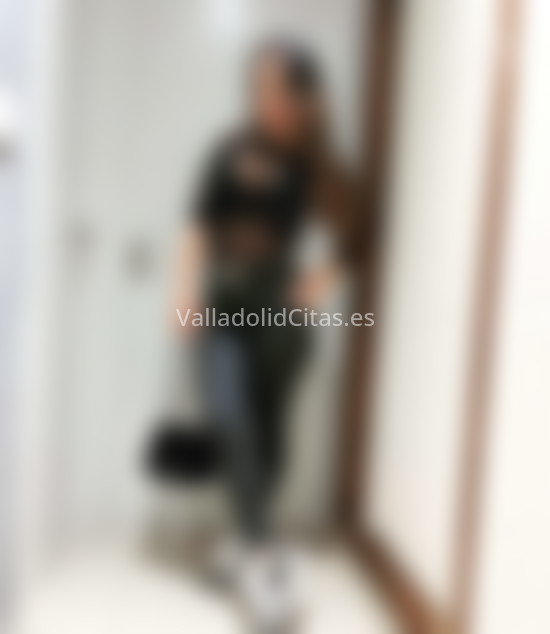 Daniela . 621083885. Citas en VALLADOLID, VALLADOLID. www.valladolidcitas.es.