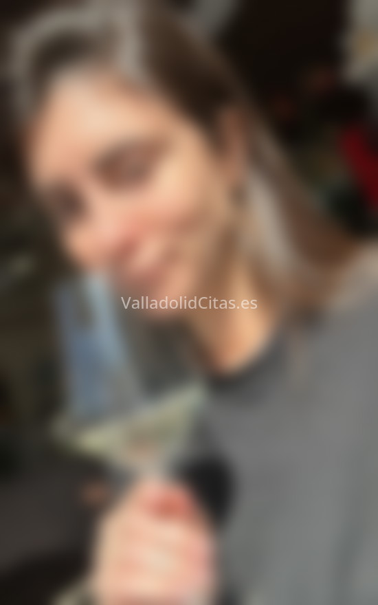 Katia, mujer brasileña por la ciudad. 602471402. Citas en VALLADOLID, VALLADOLID. www.valladolidcitas.es.