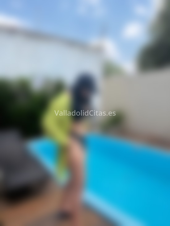 Nadia, morena brasileña risueña. 613210954. Citas en VALLADOLID, VALLADOLID. www.valladolidcitas.es.