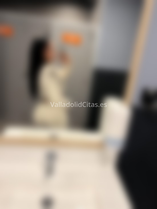 Fantine, chica trans de Brasil. 613739242. Citas en VALLADOLID, VALLADOLID. www.valladolidcitas.es.