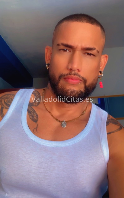Damián, latino por pocos dias. 603278054. Citas en VALLADOLID, VALLADOLID. www.valladolidcitas.es.
