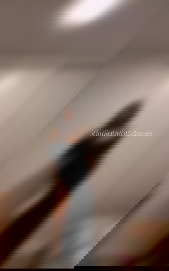 Laura, joven esbelta y muy simpática. 631502548. Citas en VALLADOLID, VALLADOLID. www.valladolidcitas.es.