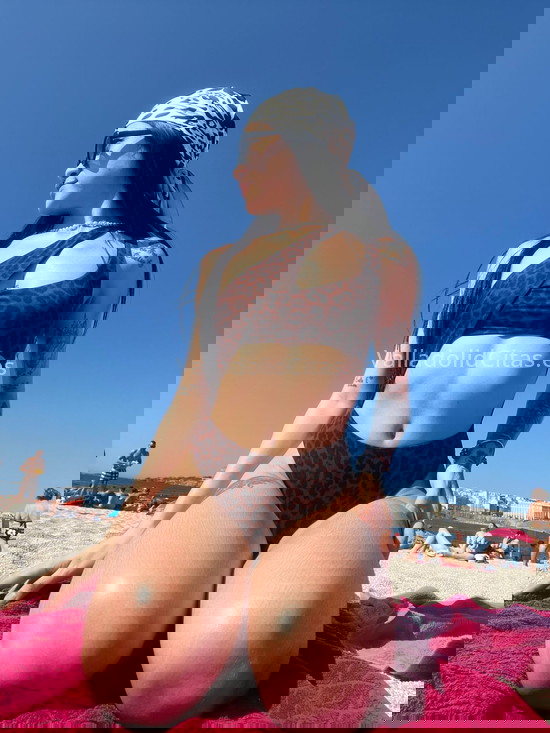 Sarah, latina jovencita. 613495580. Citas en VALLADOLID, VALLADOLID. www.valladolidcitas.es.