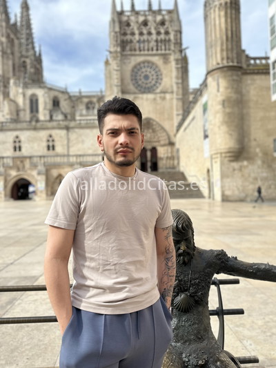 Felipe, colombiano recién llegado. 624048920. Citas en VALLADOLID, VALLADOLID. www.valladolidcitas.es.