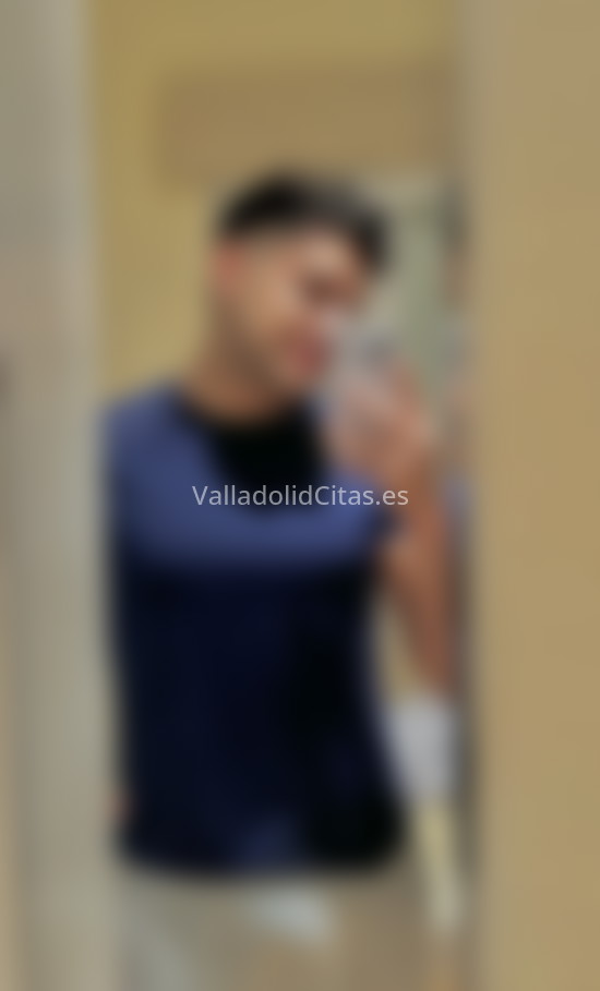 Santiago, colombiano recién llegado . 613413287. Citas en VALLADOLID, VALLADOLID. www.valladolidcitas.es.