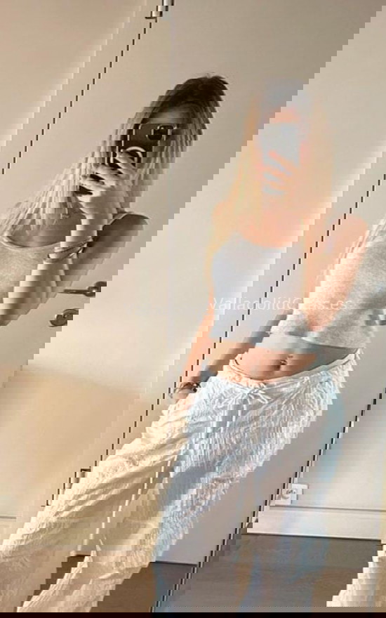 Inanna, joven y guapa . 602065393. Citas en VALLADOLID, VALLADOLID. www.valladolidcitas.es.