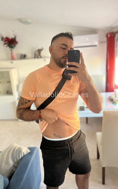 Iván, colombiano recién llegado . 632905654. Citas en VALLADOLID, VALLADOLID. www.valladolidcitas.es.