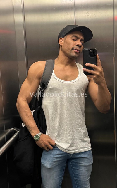 Aron, venezolano. 677357049. Citas en VALLADOLID, VALLADOLID. www.valladolidcitas.es.